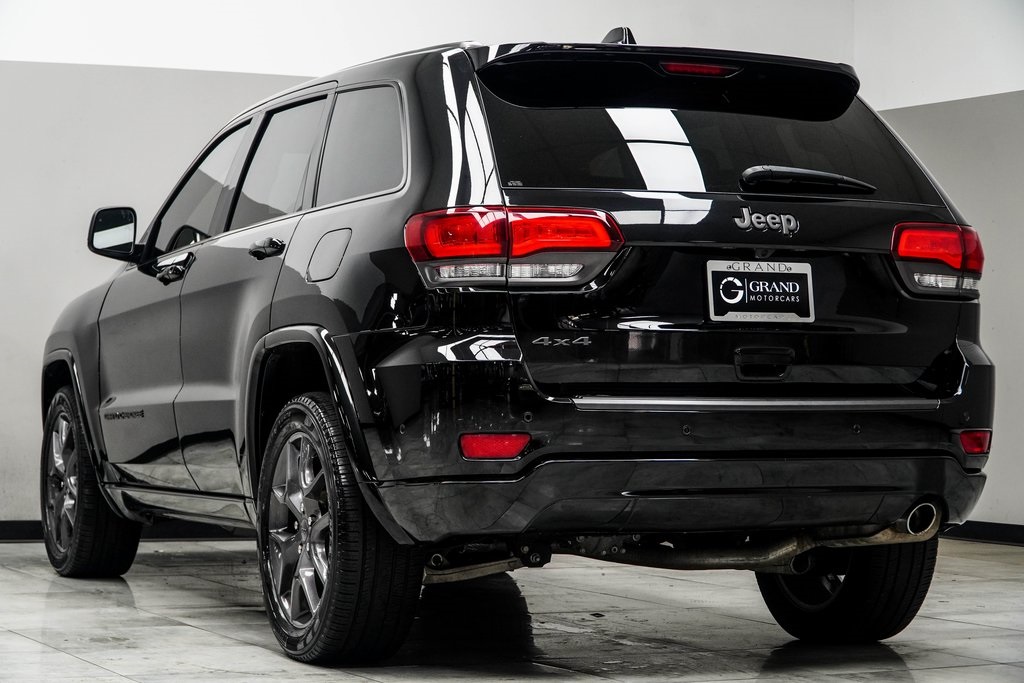 Vehicle image 9 of 39