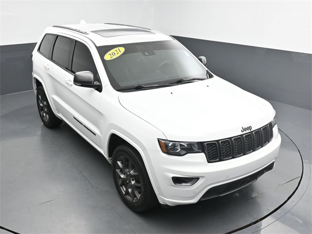 Vehicle image 9 of 36