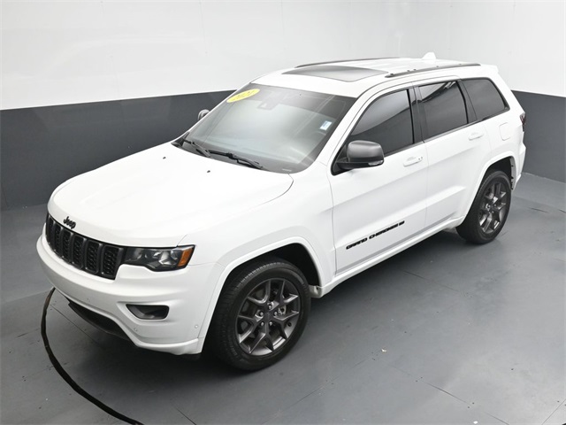 Vehicle image 2 of 36
