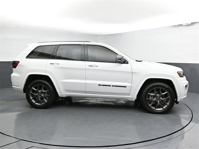 Vehicle image 13 of 36