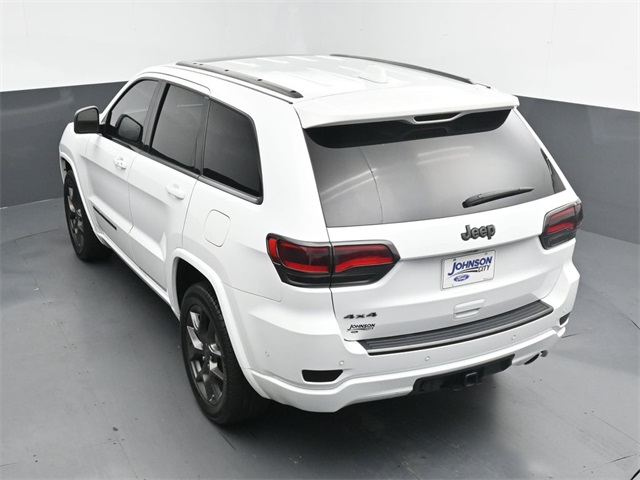 Vehicle image 26 of 36