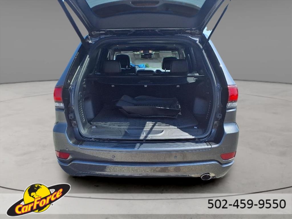 Vehicle image 26 of 31