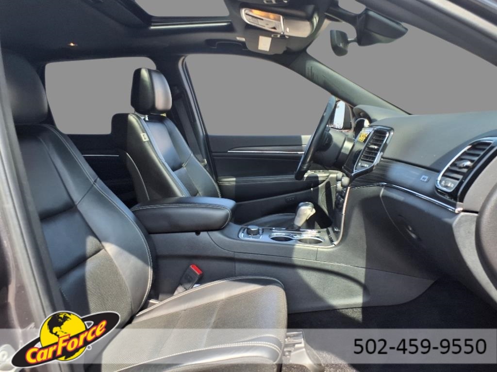 Vehicle image 13 of 31