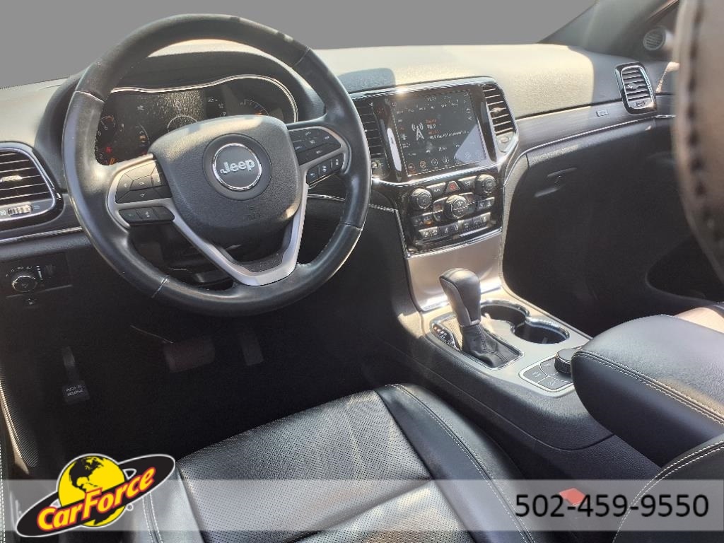 Vehicle image 16 of 31