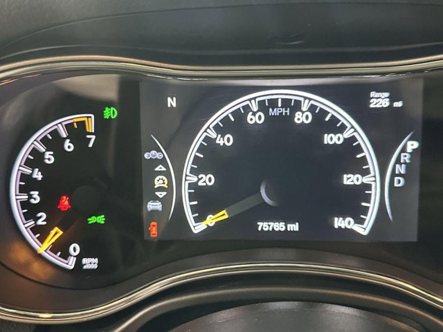 Vehicle image 19 of 41