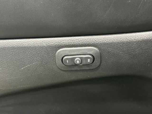 Vehicle image 14 of 41