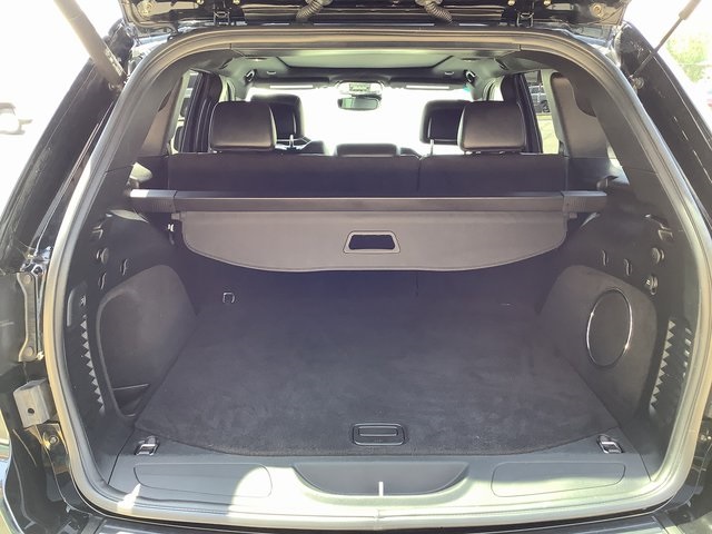 Vehicle image 30 of 42