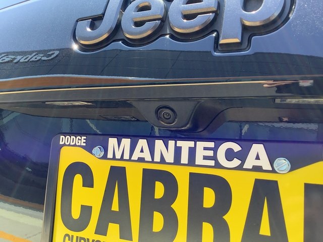 Vehicle image 29 of 42