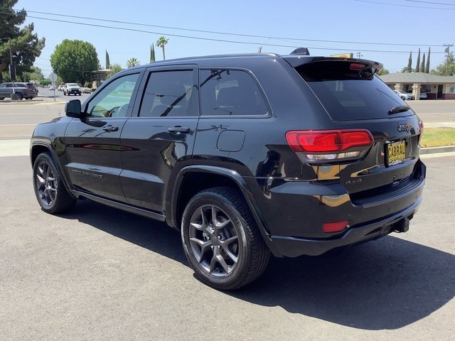 Vehicle image 7 of 42