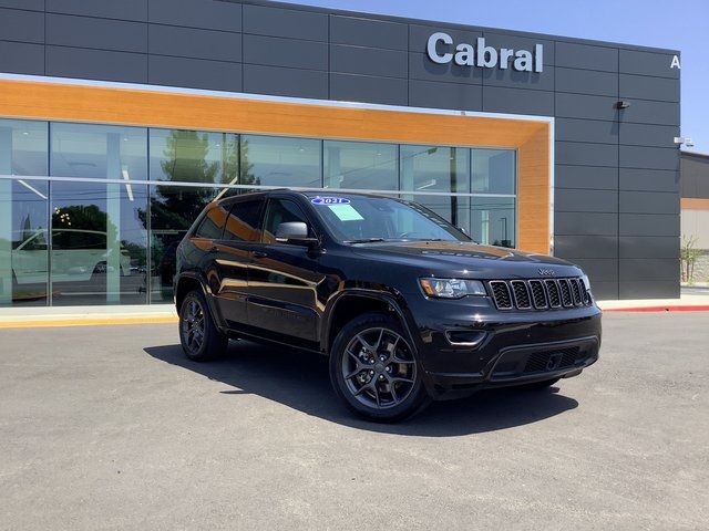 Vehicle image 4 of 42