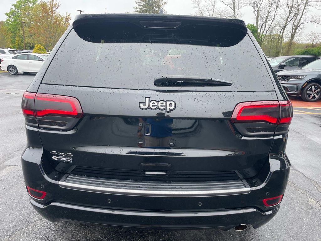 Vehicle image 5 of 34