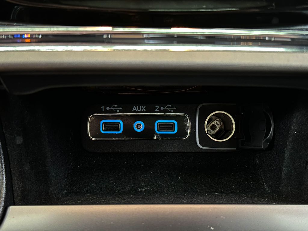 Vehicle image 15 of 38