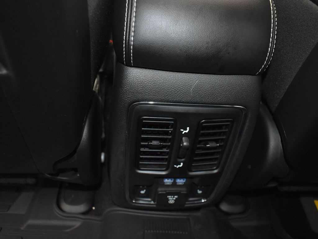 Vehicle image 39 of 54