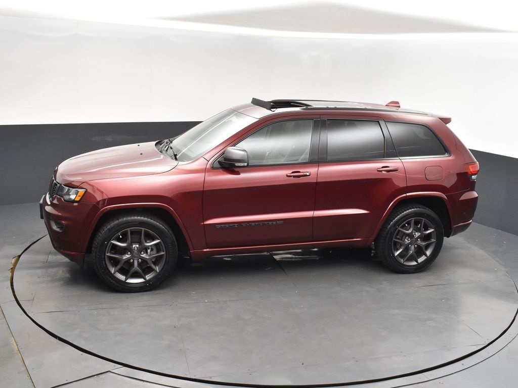 Vehicle image 4 of 54
