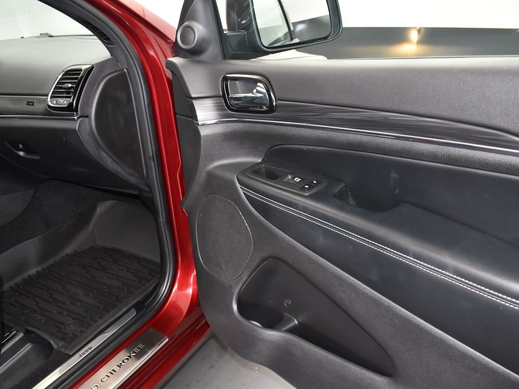 Vehicle image 44 of 54
