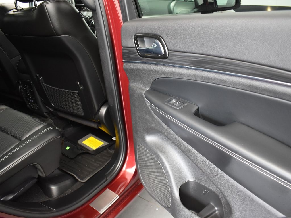 Vehicle image 42 of 54