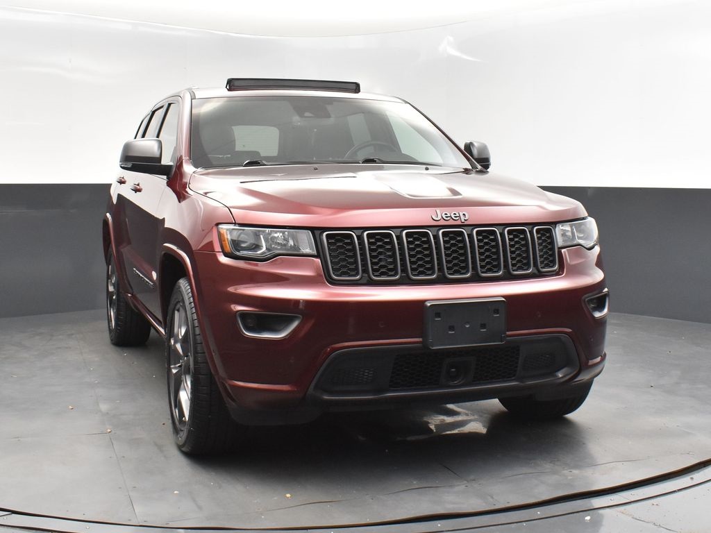 Vehicle image 10 of 54