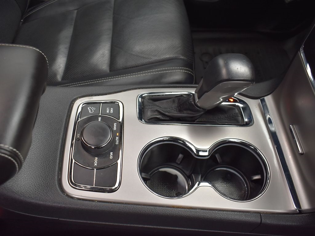 Vehicle image 50 of 54