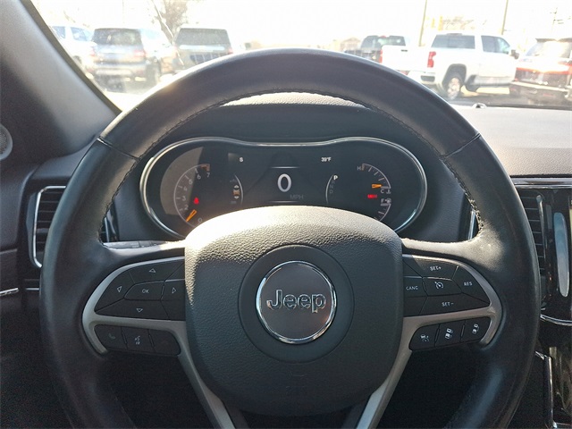 Vehicle image 20 of 33