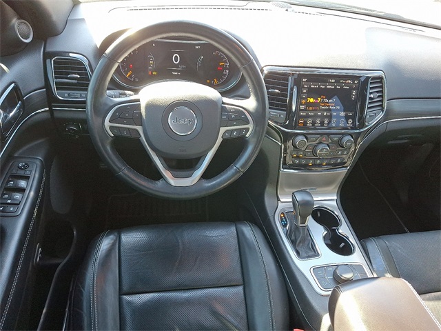 Vehicle image 11 of 33