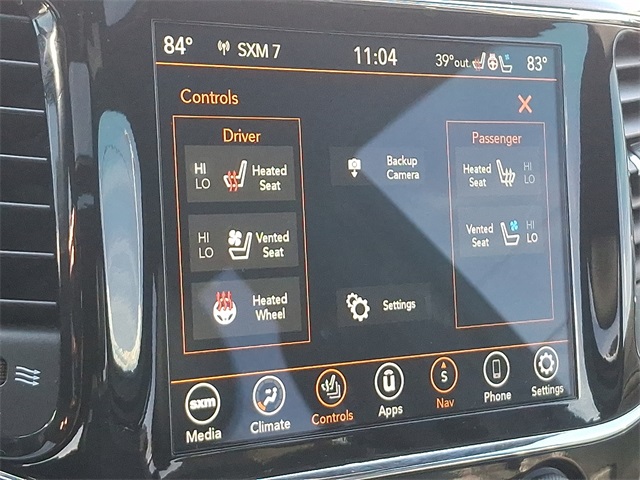 Vehicle image 31 of 33