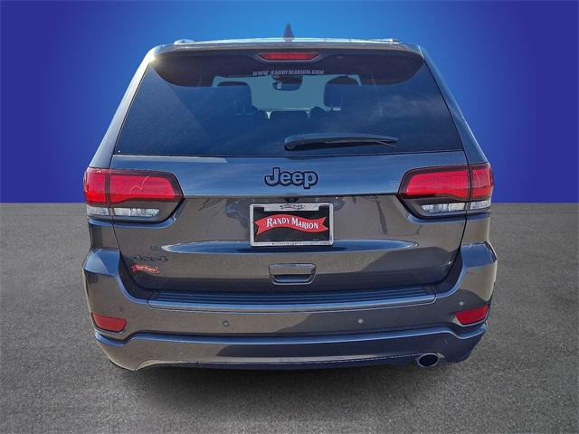 Vehicle image 6 of 33