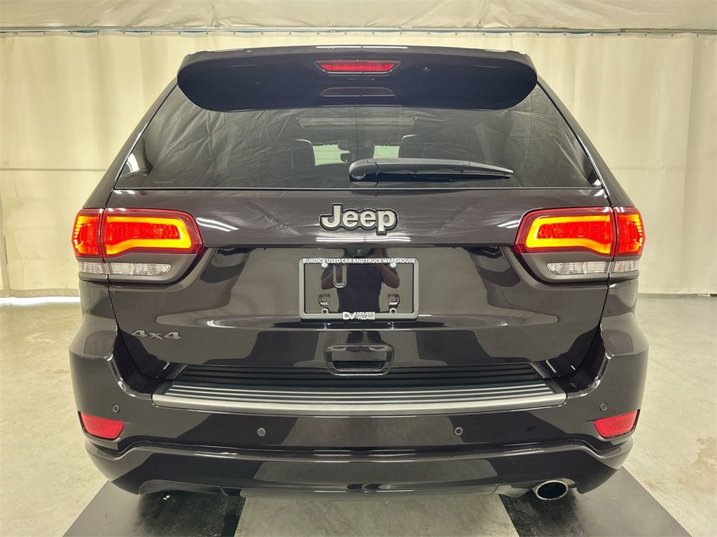 Vehicle image 4 of 31