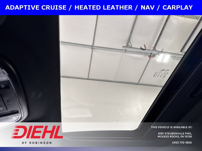 Vehicle image 23 of 40