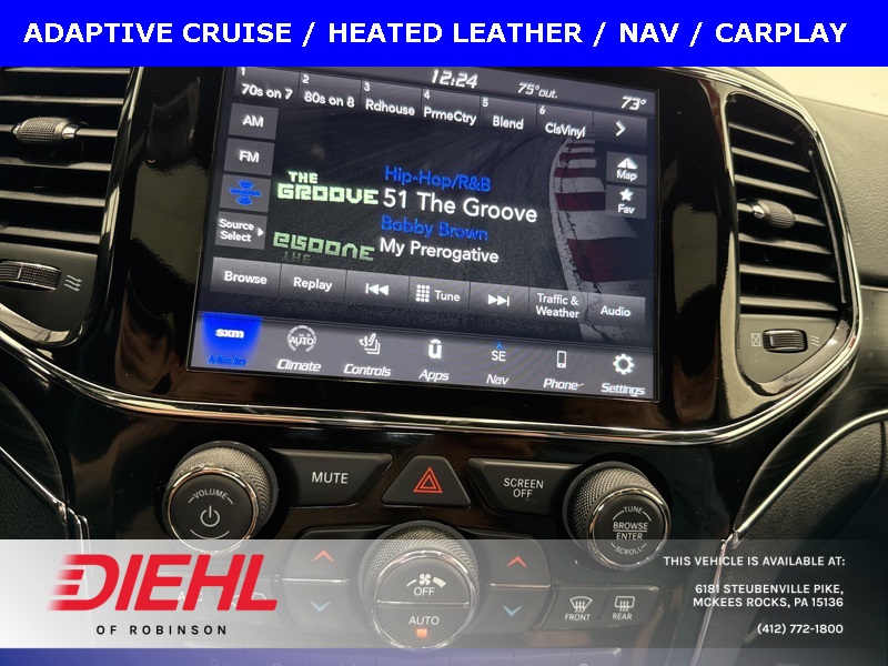 Vehicle image 19 of 40