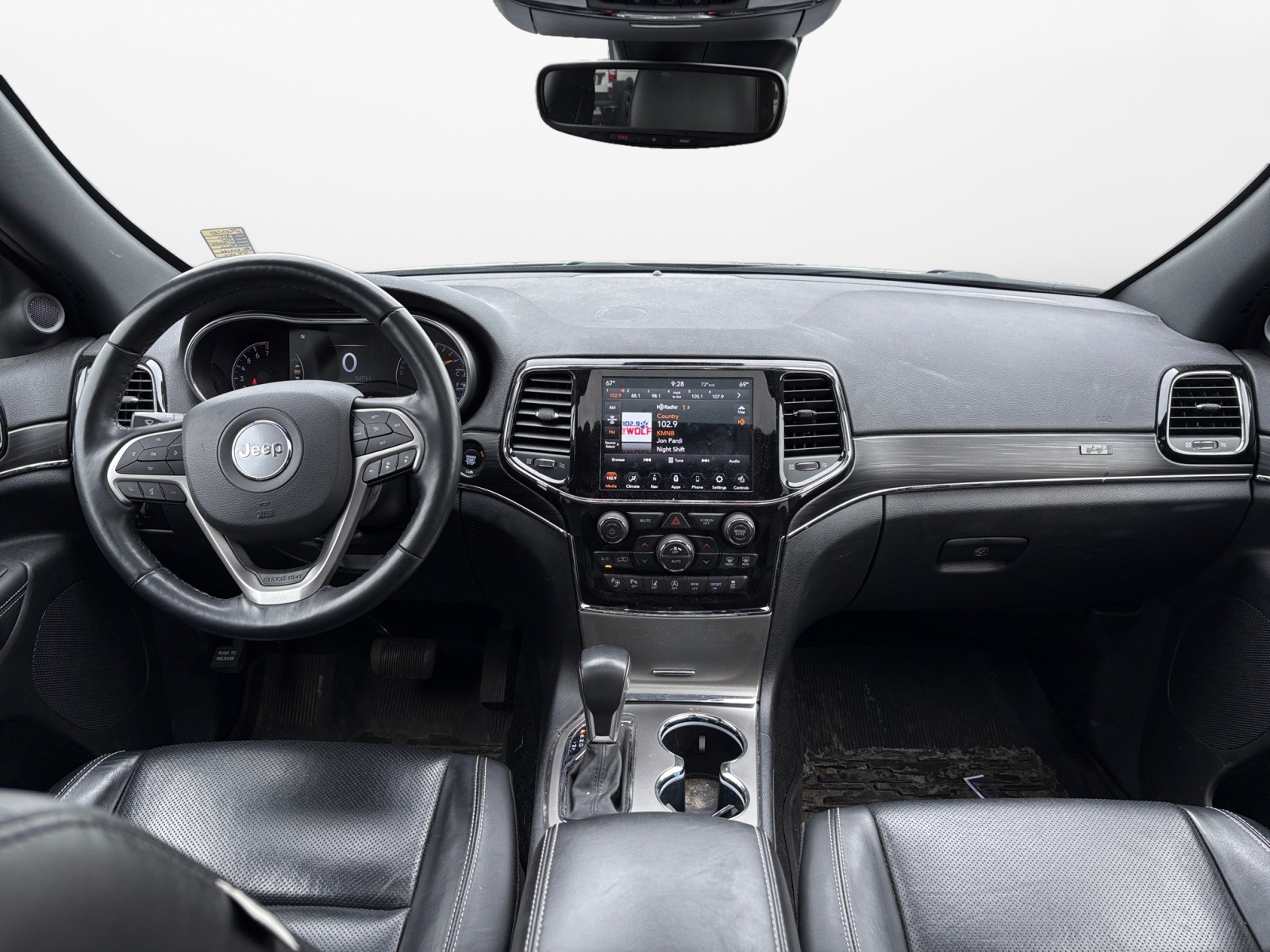Vehicle image 29 of 34