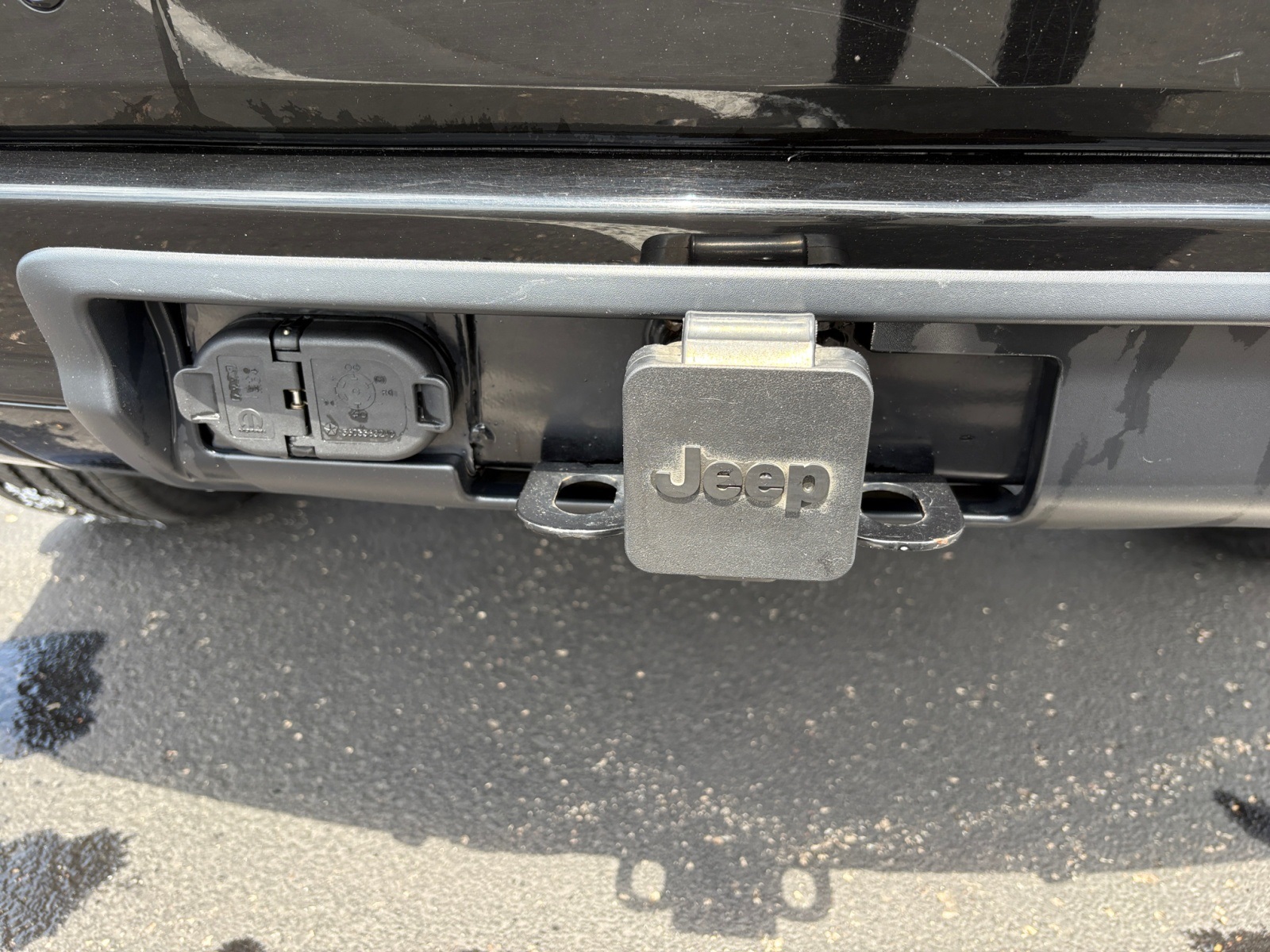 Vehicle image 18 of 34