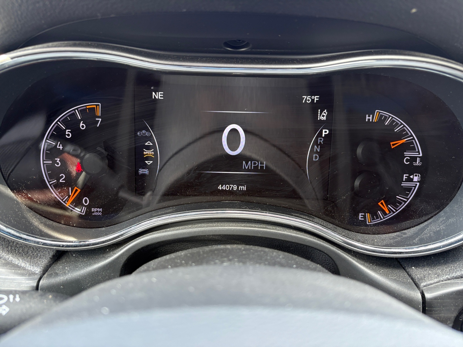 Vehicle image 10 of 34