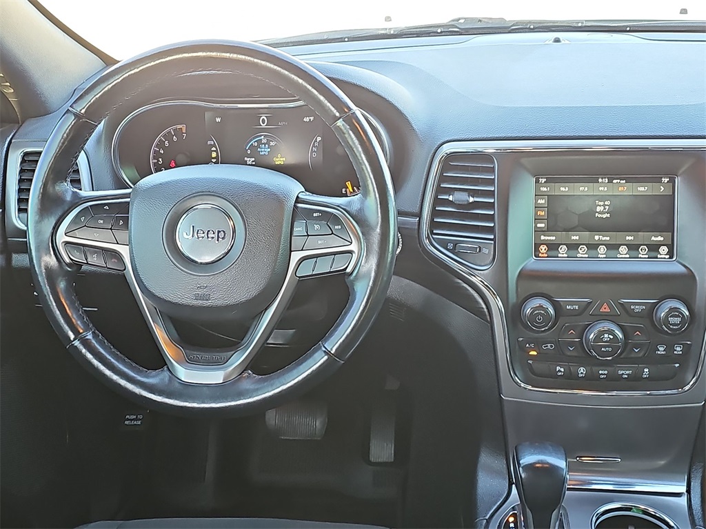 Vehicle image 12 of 33