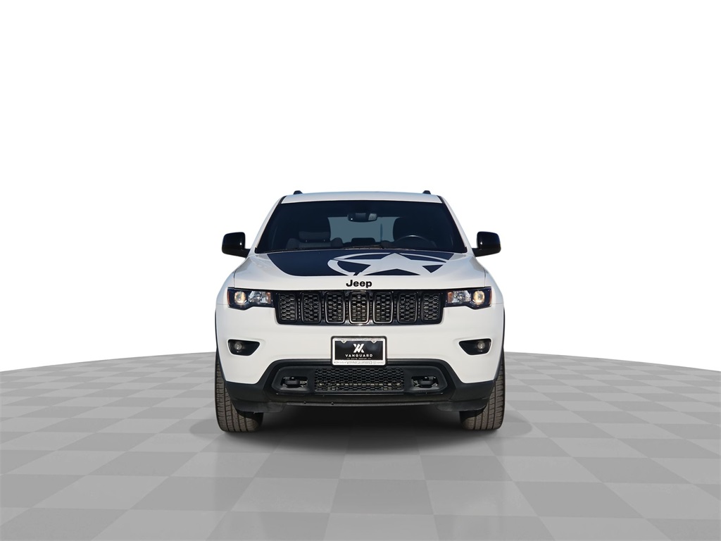 Vehicle image 3 of 33