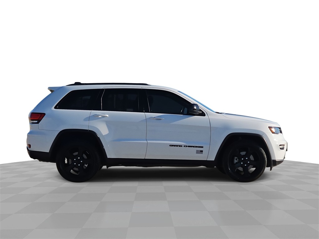 Vehicle image 5 of 33