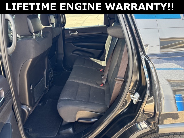 Vehicle image 26 of 32