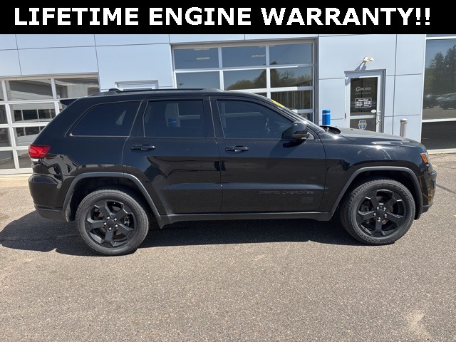 Vehicle image 5 of 32