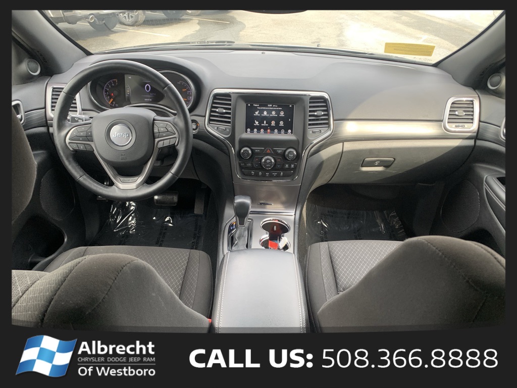 Vehicle image 17 of 27