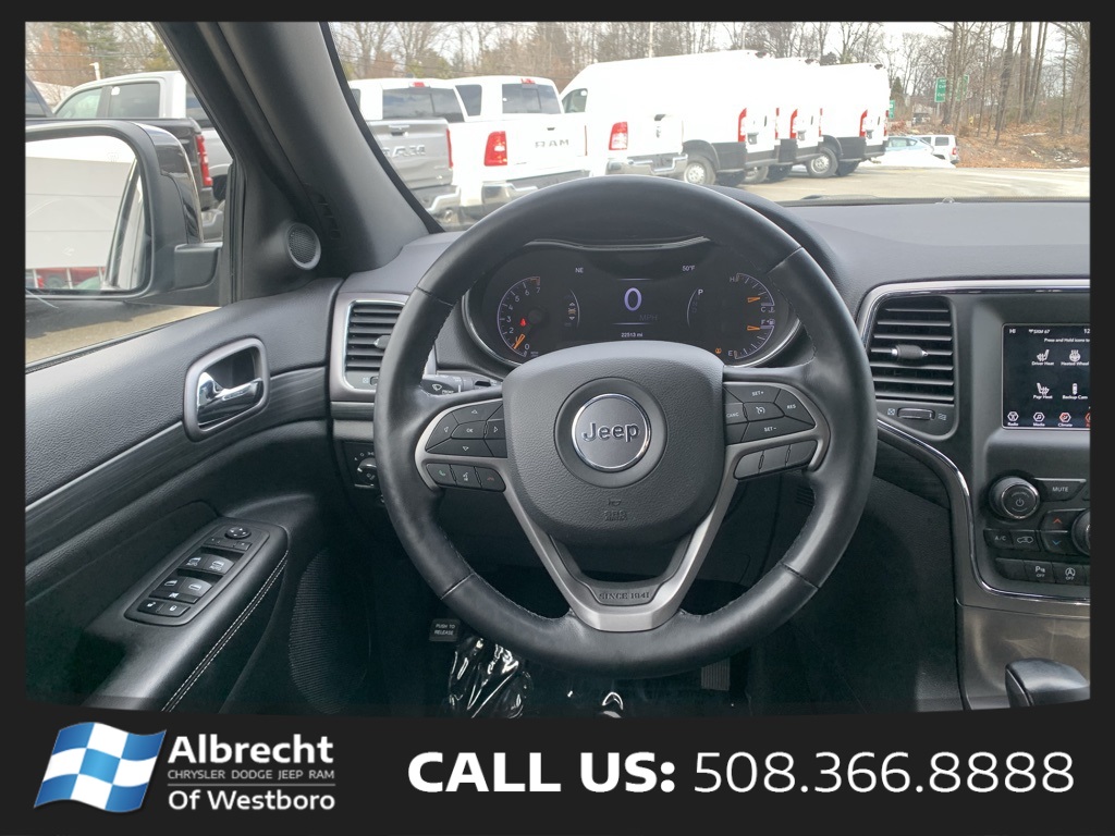 Vehicle image 18 of 27