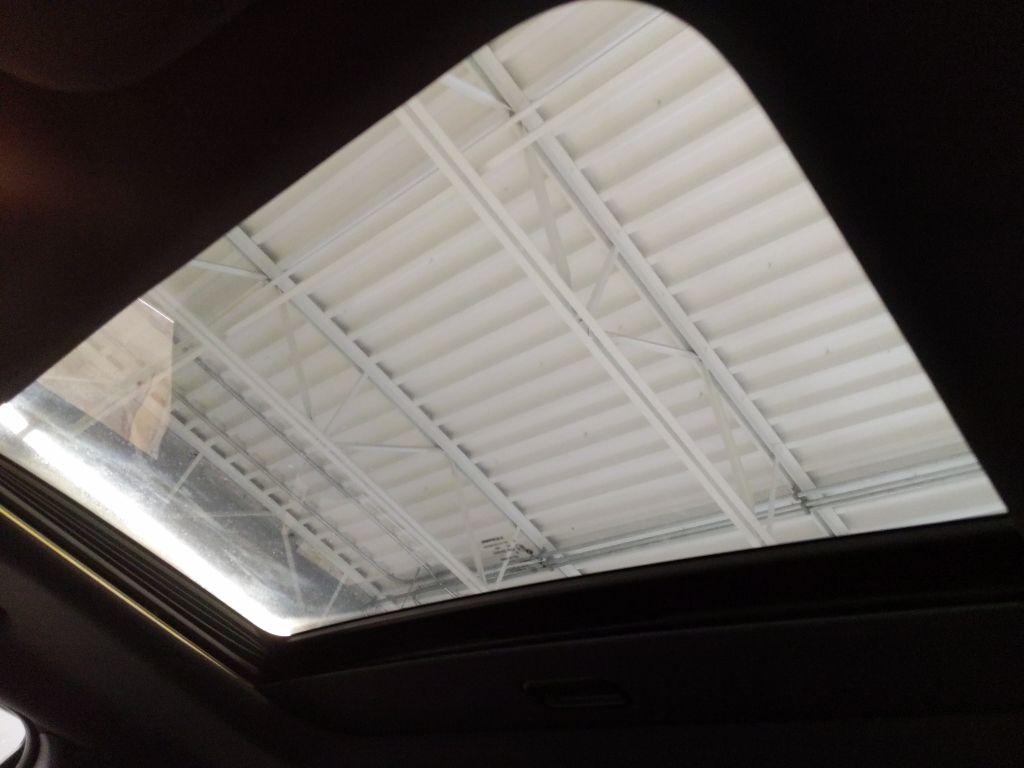 Vehicle image 5 of 28