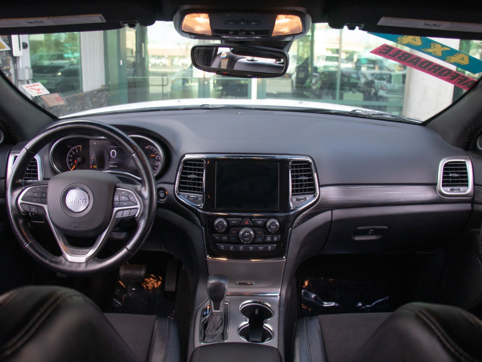 Vehicle image 15 of 26