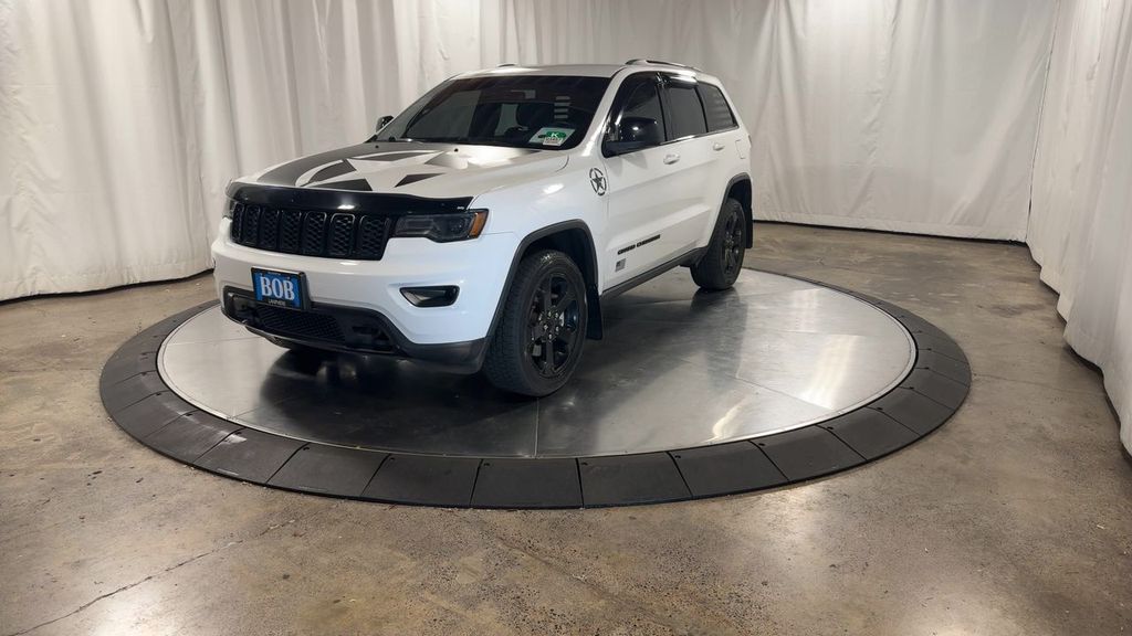 Vehicle image 2 of 33