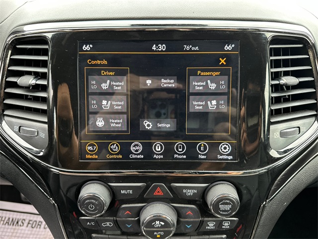 Vehicle image 24 of 42