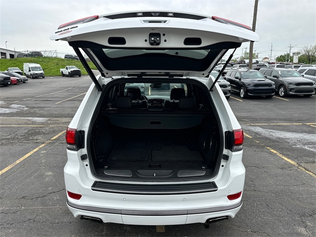 Vehicle image 9 of 42