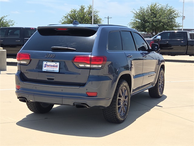 Vehicle image 4 of 27