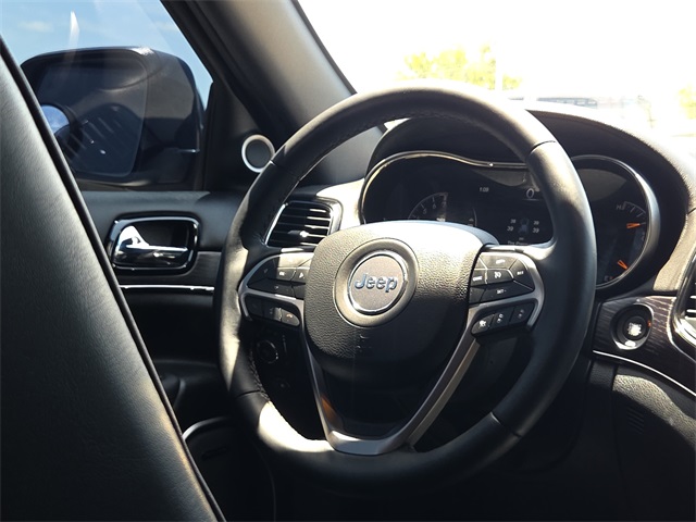 Vehicle image 12 of 27
