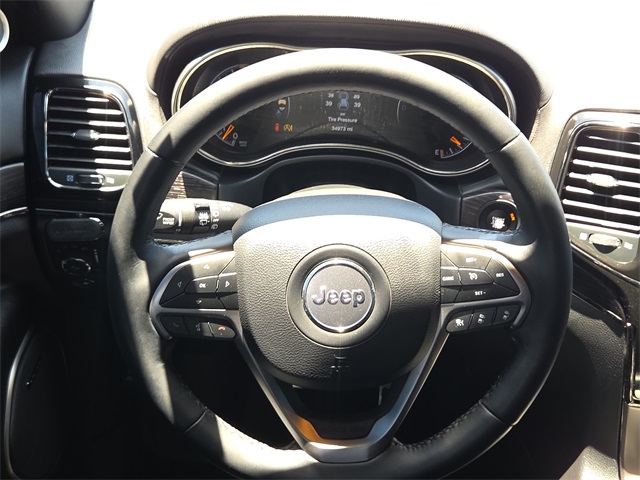 Vehicle image 13 of 27