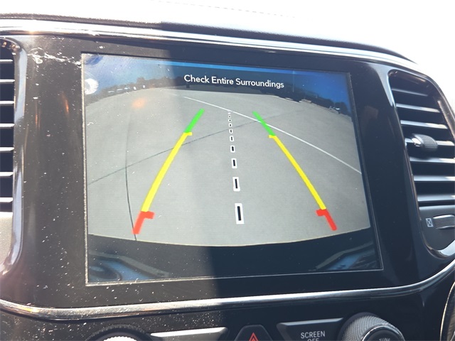 Vehicle image 19 of 27