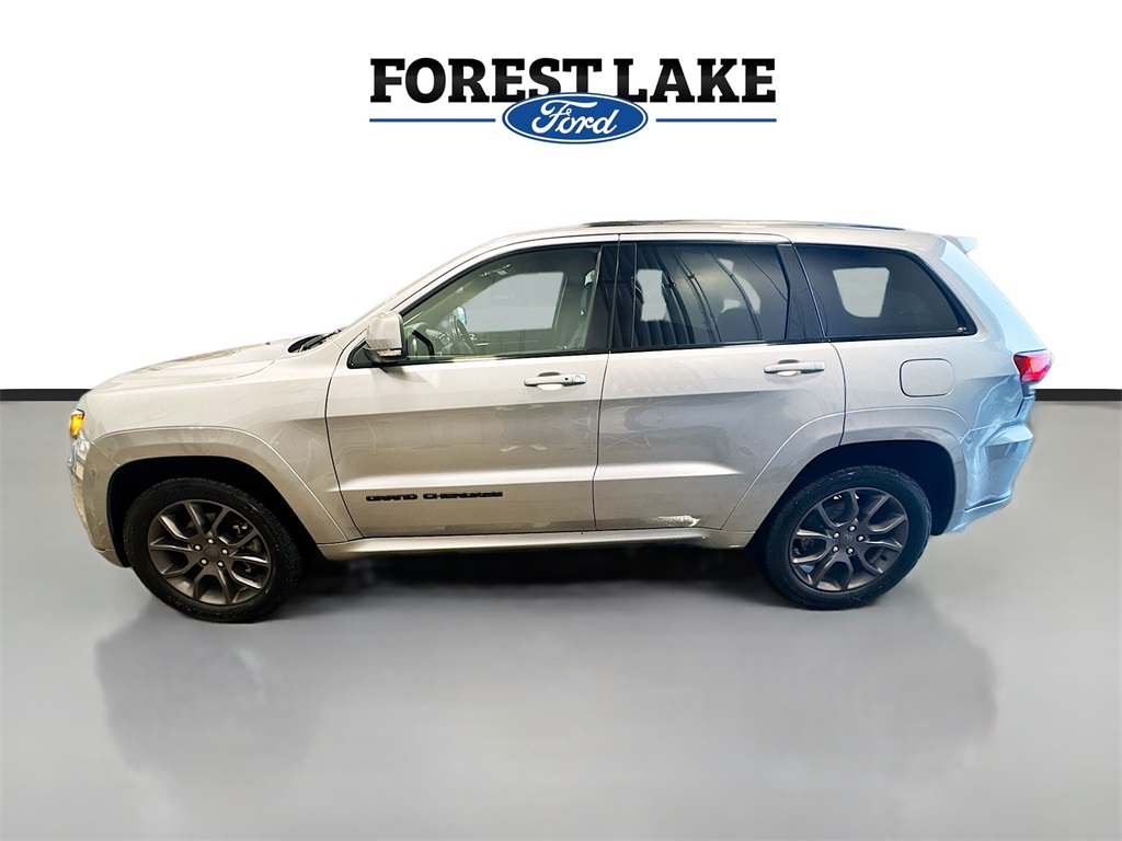 Vehicle image 8 of 32