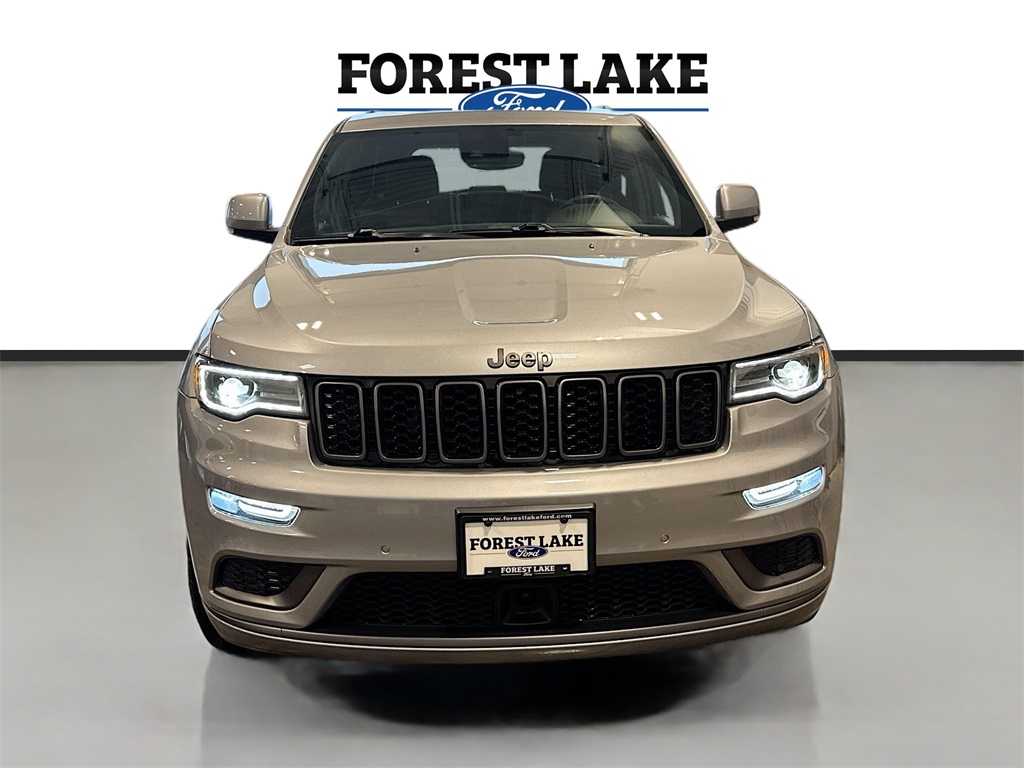 Vehicle image 2 of 32